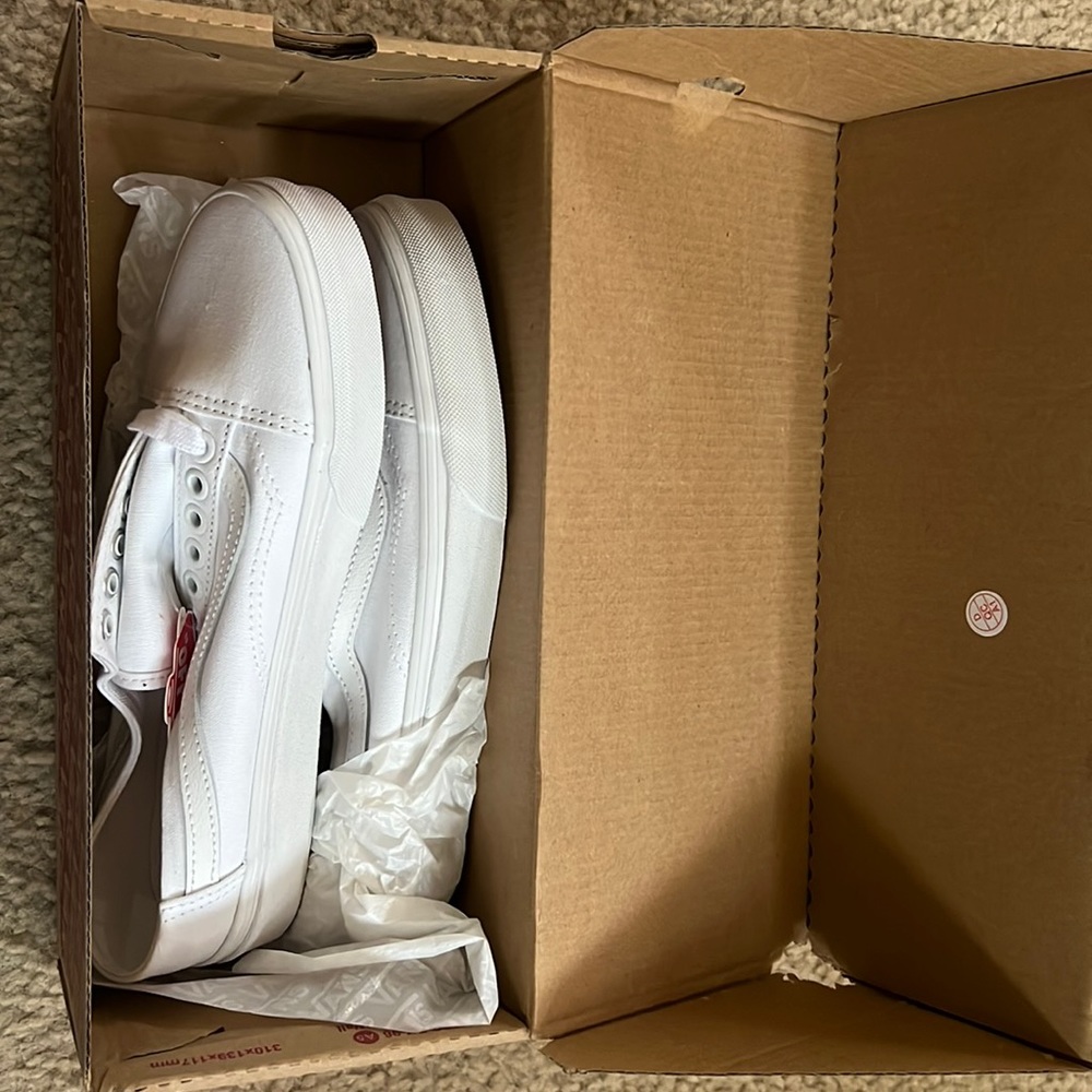 Never worn